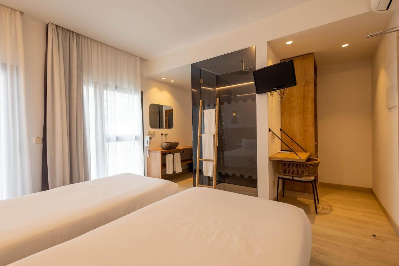 Play Hotel Ibiza - Adults Only Екстер'єр фото