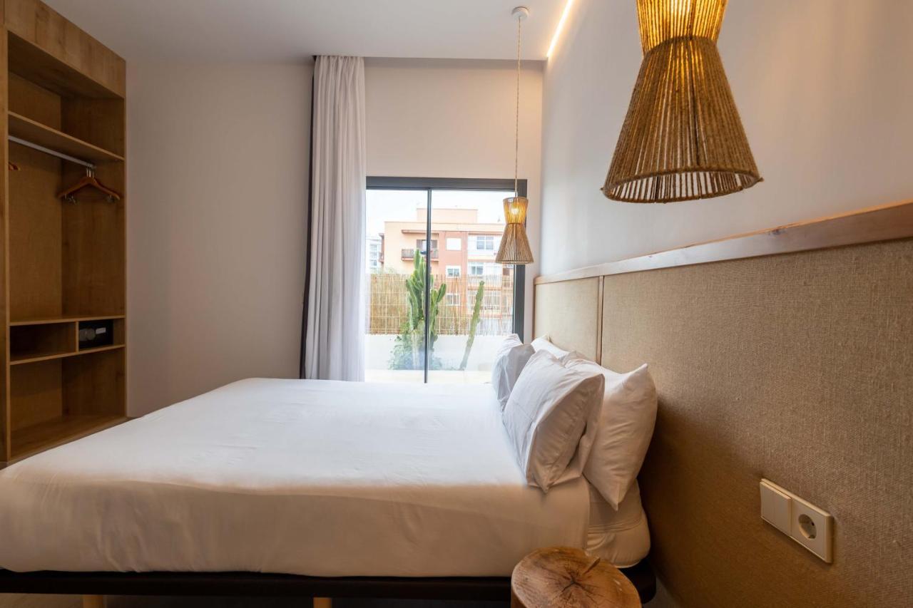 Play Hotel Ibiza - Adults Only Екстер'єр фото