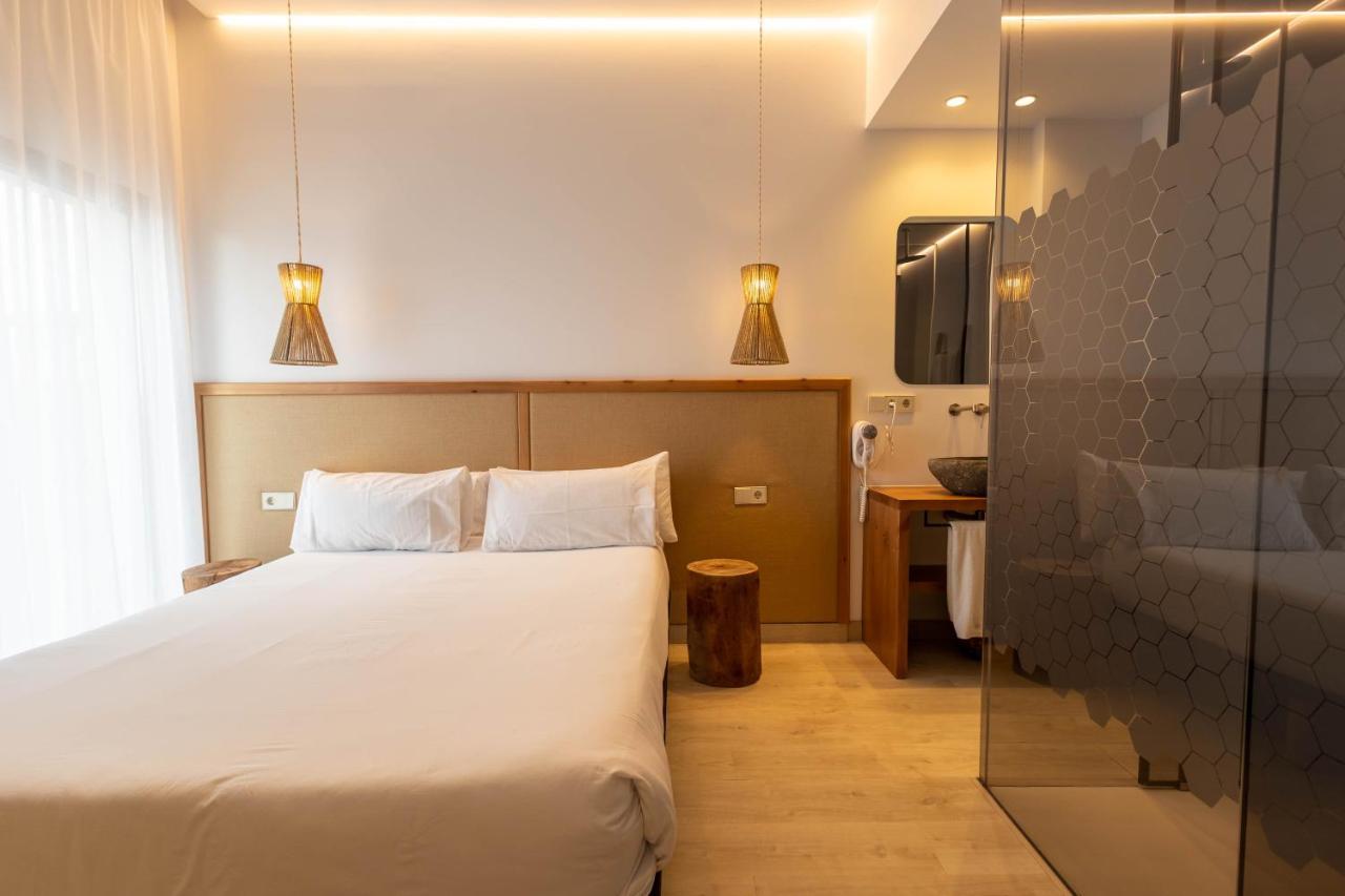 Play Hotel Ibiza - Adults Only Екстер'єр фото