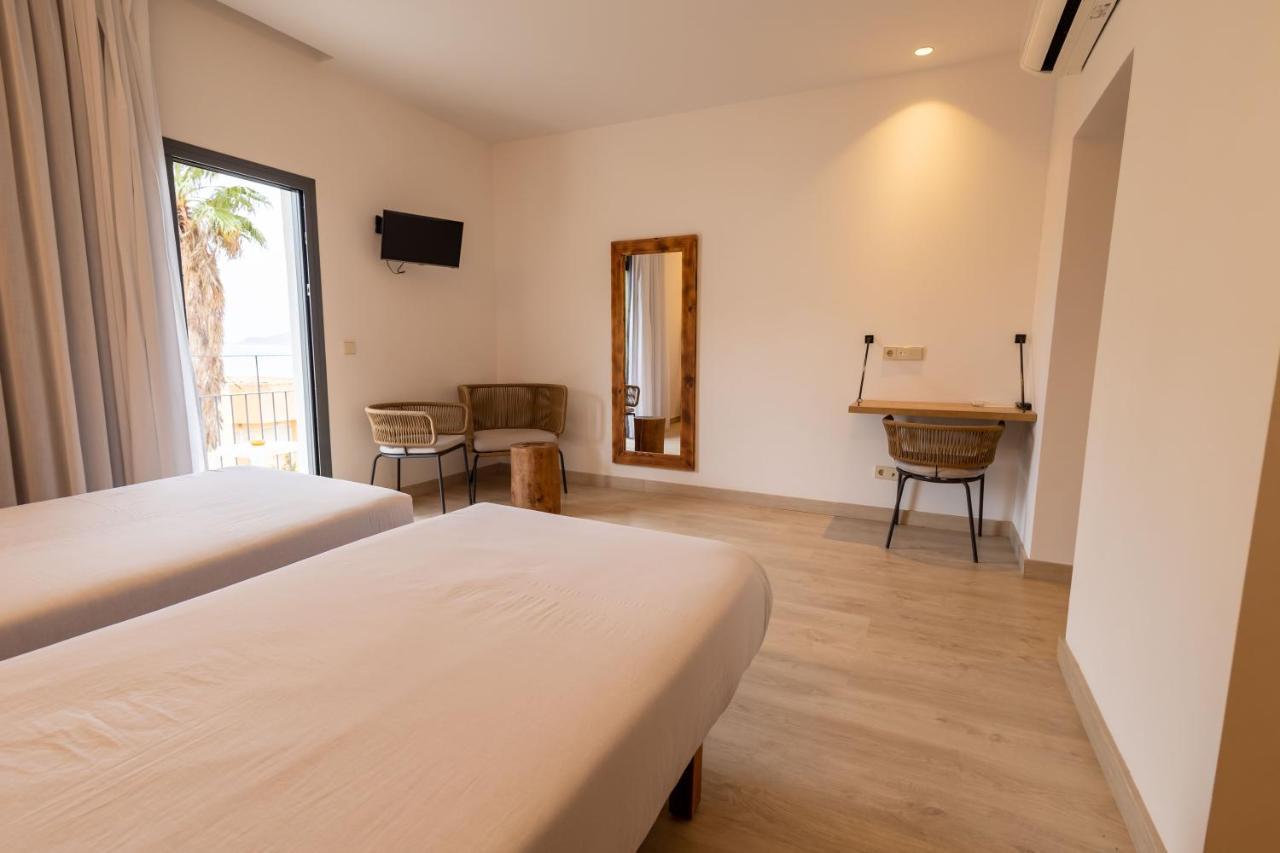 Play Hotel Ibiza - Adults Only Екстер'єр фото